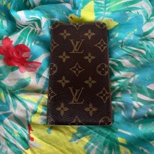 Louis Vuitton wallet / checkbook cover